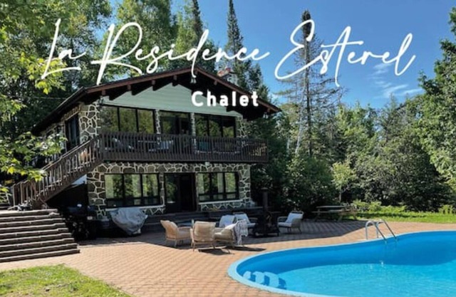Chalet 4 oaks with swimming pool with access to the lake