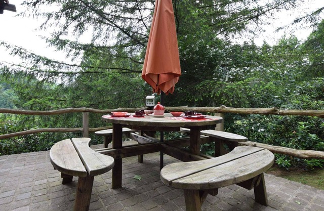 Chalet confortable Houffalize avec vue sur lesprés