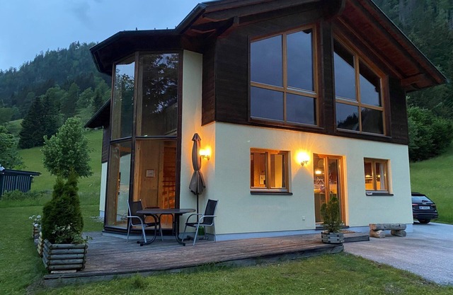 Chalet "Skiblickhaus" avec vue sur les montagnes, terrasse privée et Wi-Fi