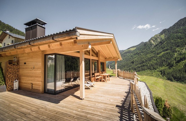 Chalet "Berg" avec vue sur les montagnes, terrasse privée et Wi-Fi