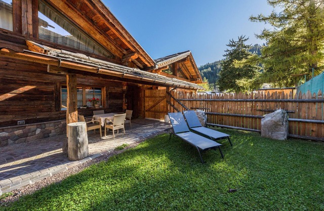 Chalet "Catinaccio Rosengarten 56" avec vue sur les montagnes, jardin et Wi-Fi