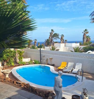 Chalet con piscina privada de 2 dormitorios, terrazas, jardin y barbacoa - Casa Momo