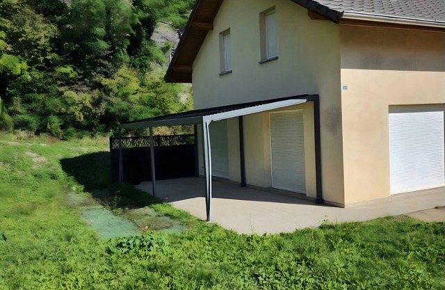 Chalet 'Saint Jean De Maurienne' avec Jardin Privé et Wi-Fi