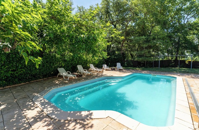 Chalet "Gite Thym" avec piscine partagée, terrasse privée et Wi-Fi
