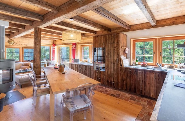 Chalet Gryon - Trois Chambres Chalet, Couchages 9