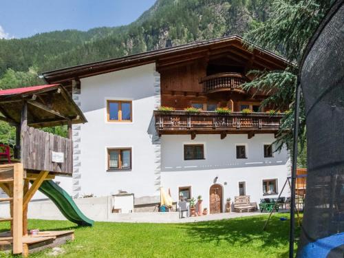 Chalet in Ötz near Hochötz Ski Lift