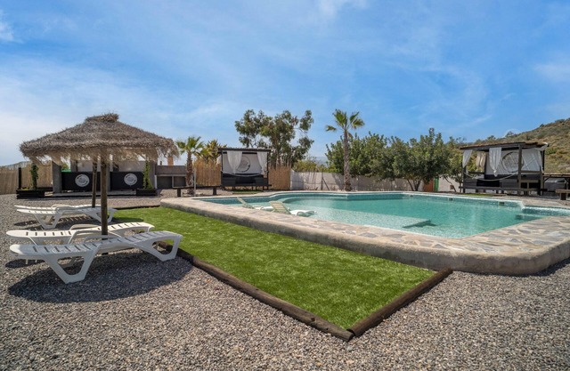 Casa Dalia avec vue mer et piscine à Adra
