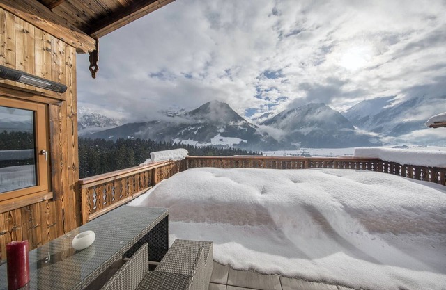 Chalet in Neukirchen near Wildkogel Ski Arena