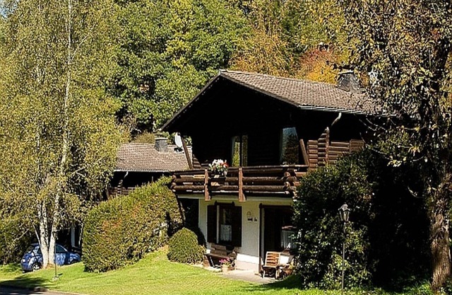 Chalet chaleureux dans un environnement boisé