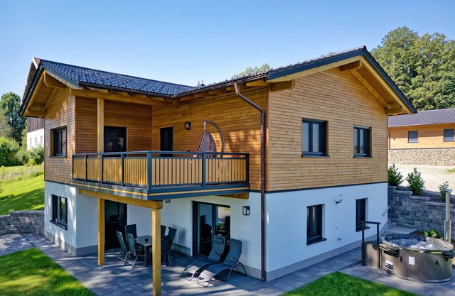 Chalet "Landhaus Rachelblick" avec vue sur les montagnes, terrasse privée et Wi-Fi
