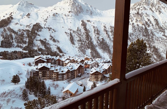 Chalet le Chamois Appartement 10 2ème étage skis aux pieds