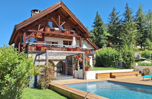 Chalet-luxe-SERRE CAMBEOU**** Piscine&Spa idéal pour un séjour en famille