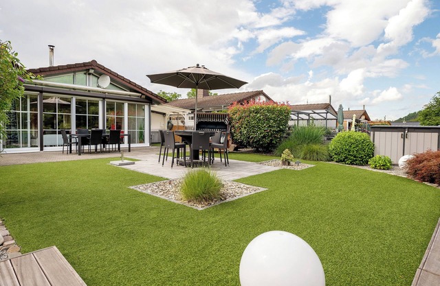 Chalet 'Mini Villa' directement sur la Moselle avec WLAN et climatisation