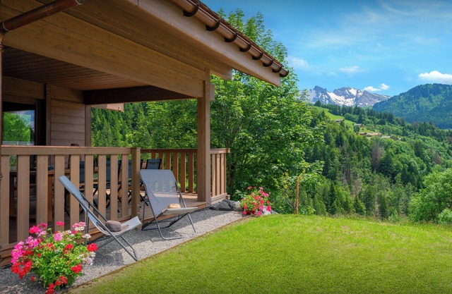 Chalet Ours Rouge - séjour alpin avec spa et cinema - OVO Network