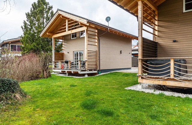 Chalet Rauschn avec vue sur les montagnes avec sauna partagé.
