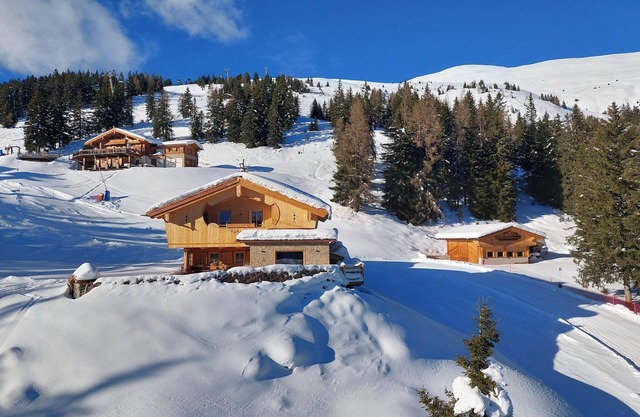 Chalet bien-être directement sur la piste de ski