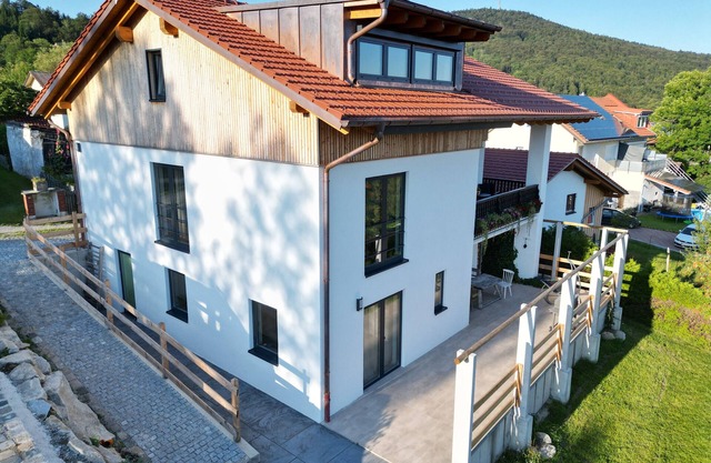 Chalet "Sonnenwald" avec vue sur les montagnes, balcon et Wi-Fi
