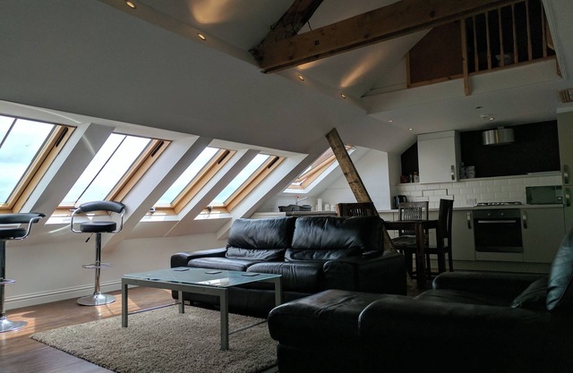Chalet Style Loft with Sea View