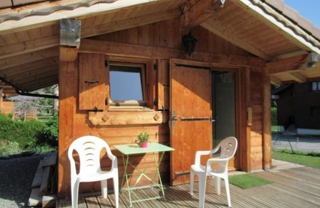 Chalet "mazot'' type studio avec terrasse