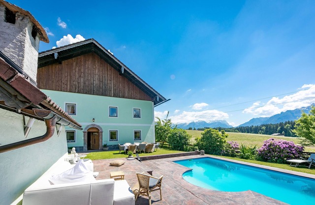 Chalet Wiesengut Romantic secluded location with pool and whirlpool