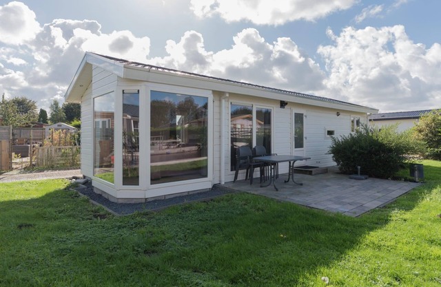 Chalet avec 3 chambres à coucher et une terrasse