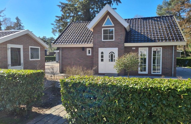 Chalet avec 5 chambres à coucher et 2 salles de bain