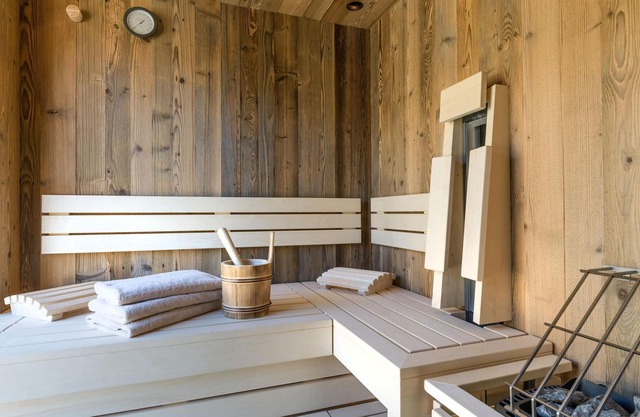 Chalet with mountain view and sauna in Mariastein Hohe Salve