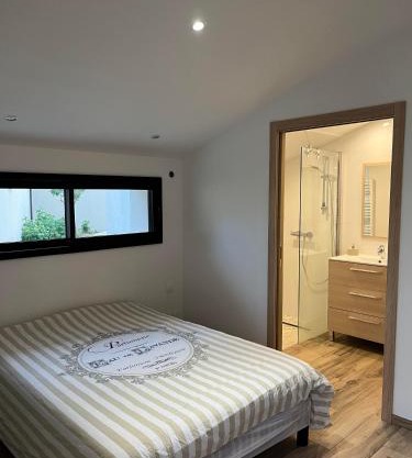 Chambre indépendante avec jardin - 100m de la mer