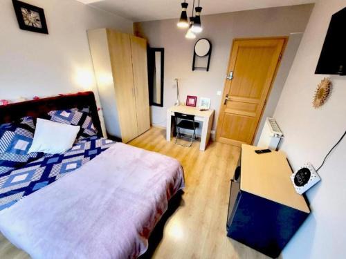 Chambre meublée privée Terrasse Parking près de paris