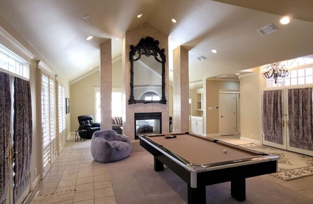 Chandelier House in Texas
