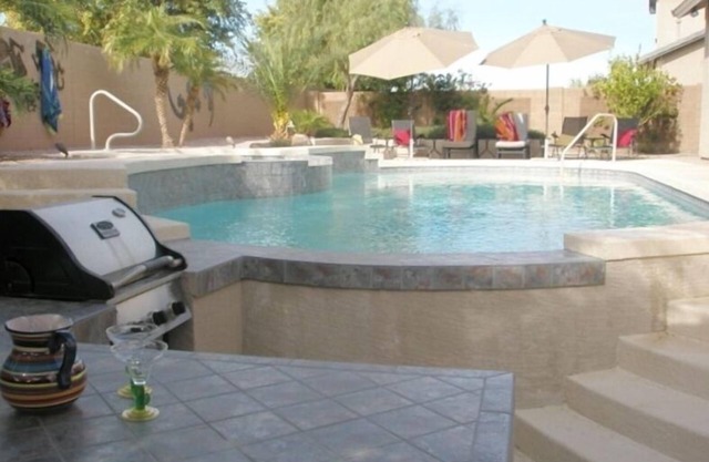 Chandler Unifamiliale / Piscine chauffée et spa / Bar dans la piscine