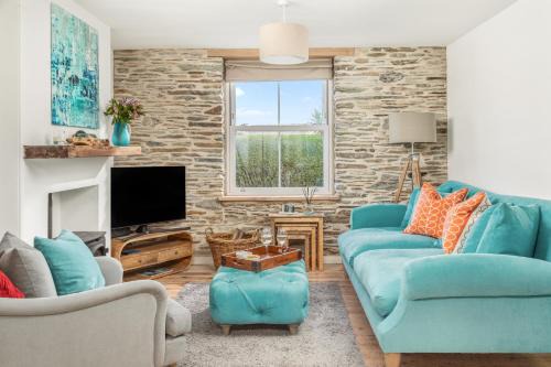 Characterful cottage near Tintagel and coast path