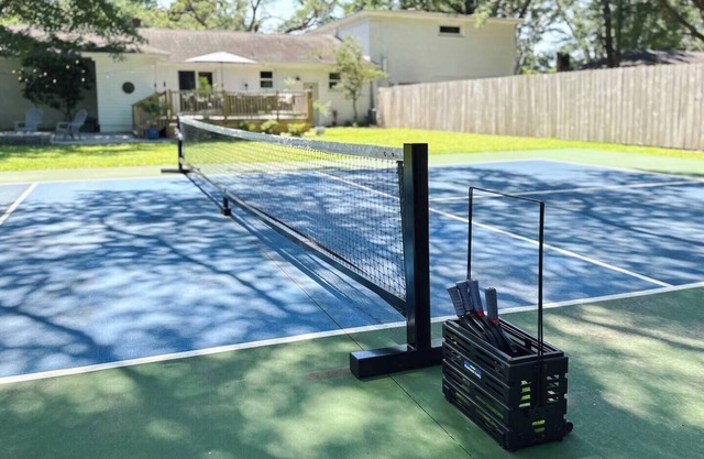 Charleston House with Private Pickleball Court!
