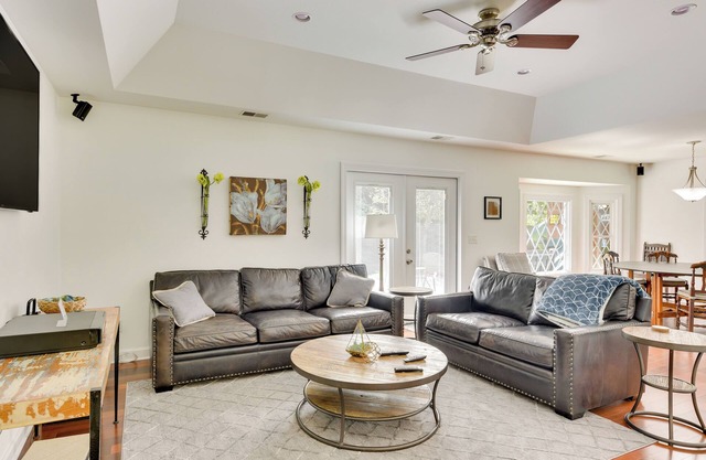 Charleston Vacation Rental ~ 7 Mi to Folly Beach!