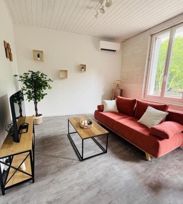 Charmant appartement rénové l Climatisé