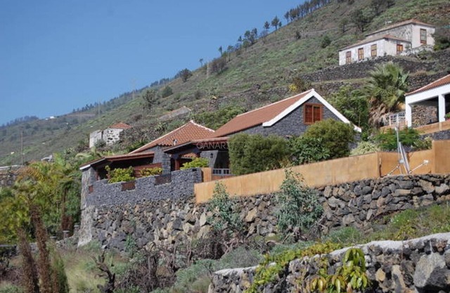 Maison de vacances Cabrera: retraite confortable avec vue sur la mer