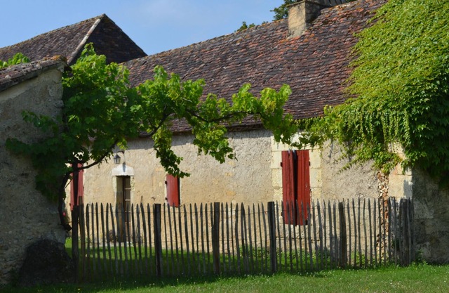 Charmante périgourdine,piscine PRIVATIVE,chien ok,Domaine de Lavernelle 200 hec.
