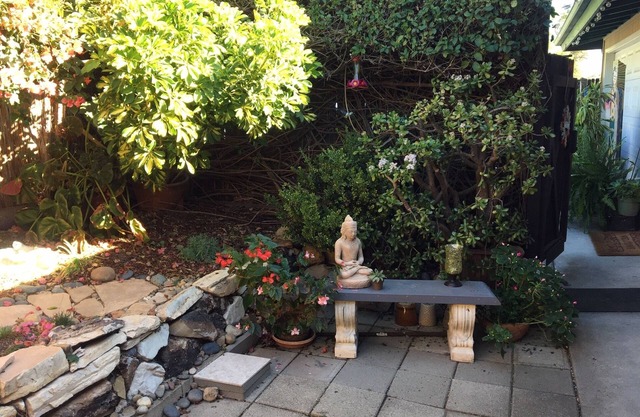 Charming 1-bedroom apartment with WiF in lovely Santa Barbara.