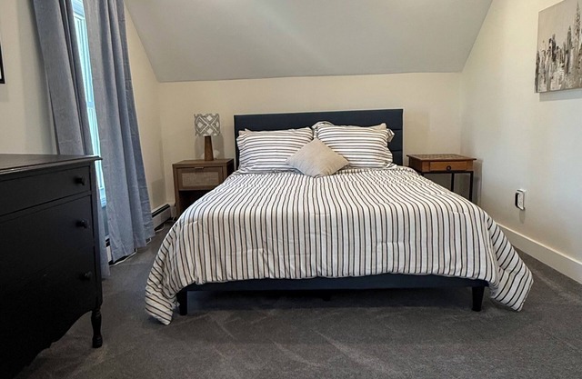 Charming 1-bedroom apartment in peaceful Meredith with WiFi, AC