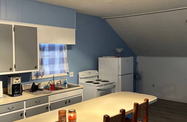 Charming 1-bedroom apartment in Clinton, MS with AC, WiFi. Close to restaurants