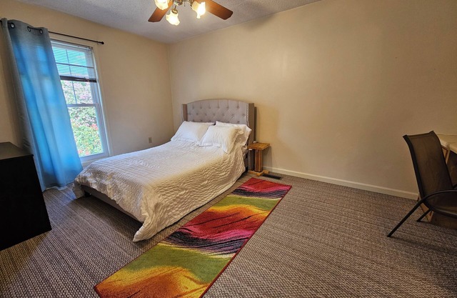 Charming 1-bedroom cottage in Augusta with WiFi and AC
