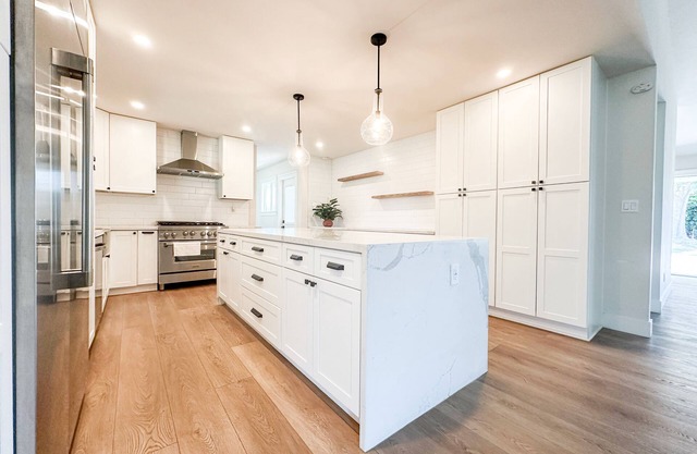 Charming 1-bedroom suite with WiFi and AC in Eastvale with private bathroom
