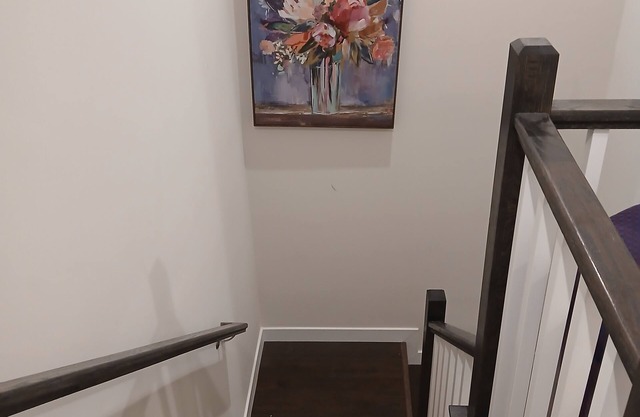 Charming 1-bedroom townhome in Laurel with WiFi, AC