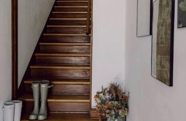 Charming 1930's Parkside Apartment