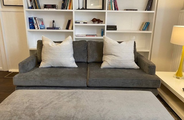 Bright little one bedroom apartment with parking in the heart of Center Sq