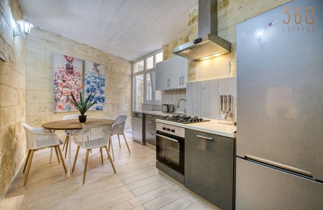 Charming 1BR Apt with Private Terrace in Bormla