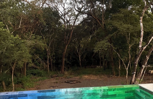 Casa Mavinas, piscine privée, 2 km de la plage Puerto Carrillo.