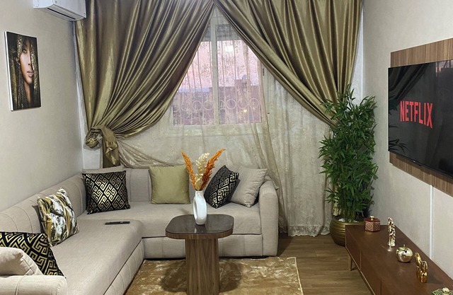 Charming 2-bedroom apartment with WiFi, AC in fabulous Marrakesh