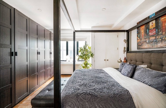 Charming 2-bedroom apartment with AC, WiFi in enjoyable New York