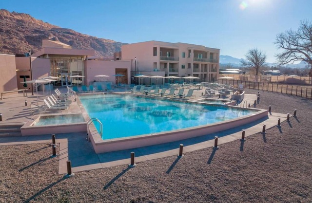 Charming 2-bedroom condo with WiFi, AC in magical Moab